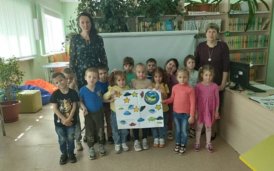 Звёздам навстречу! Мероприятия ко Дню космонавтики прошли в городской библиотеке